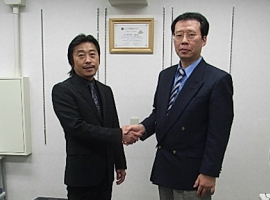 写真左が武本雅彦先生です。